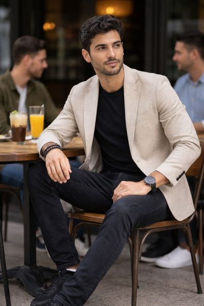bej blazer siyahla uyumu